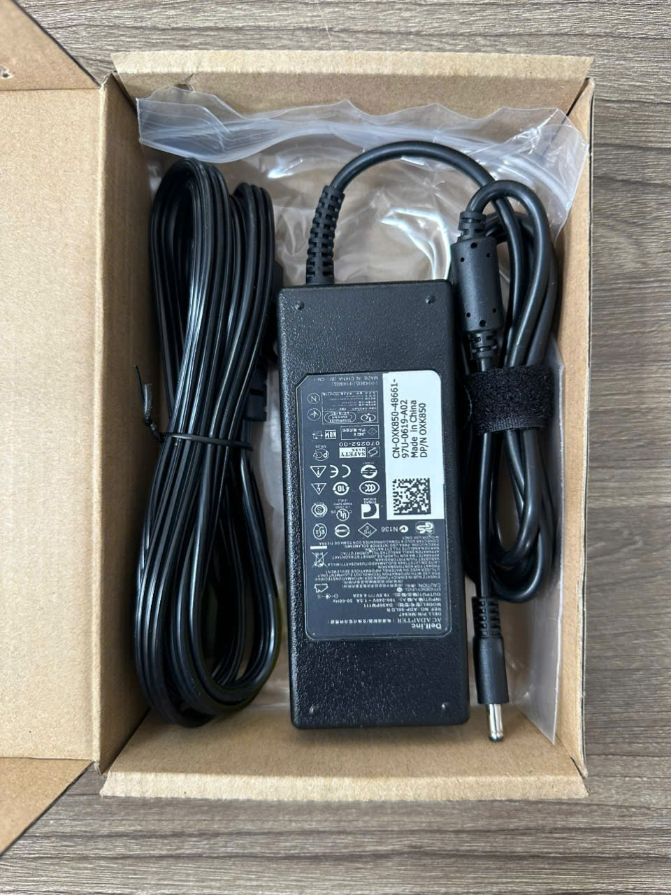 Sạc Laptop Dell 19.5V 4.62A (Dc Size: 4.5*3.0 kim nhỏ) 10 Sạc Laptop Dell 19.5V – 4.62A