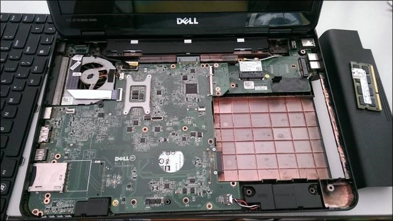 Laptop Bị Vô Nước: Sửa Chữa & Phòng Ngừa Toàn Diện 13 Hướng Dẫn Sửa Chữa Chuyên Sâu Từng Bộ Phận