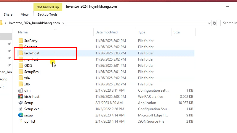 Vào thư mục kich-hoat