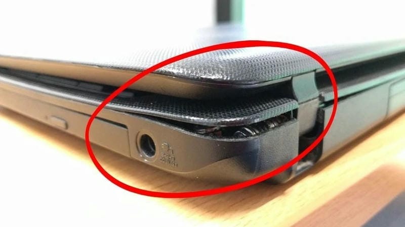 Gay Ban Le Laptop 2