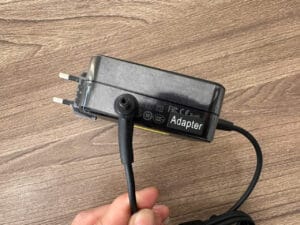 Sac Laptop ASUS 65W 3.42A Dau Vuong Chan Nho 4.0x1.35mm 2