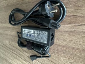 Sạc Laptop Acer 45W - 2.37A Chân Nhỏ 3.0mm x 1.1mm ZIN 7 Sac Laptop Acer 45W 2.37A Chan Nho 3.0mm x 1.1mm ZIN 3